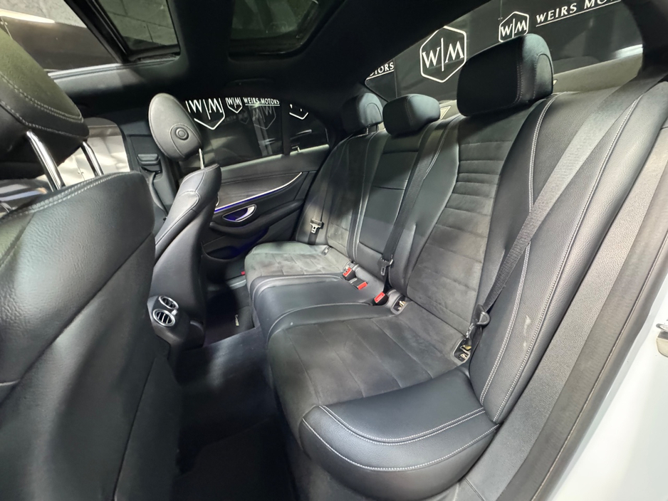 2016 Mercedes-Benz E Class - image 21