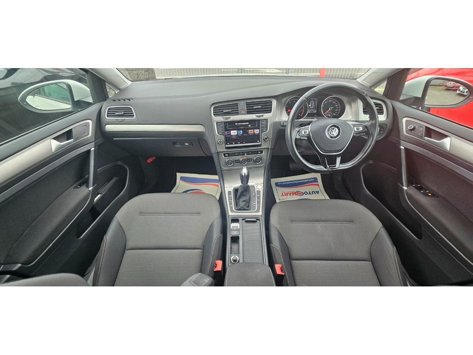 2016 Volkswagen Golf - image 20