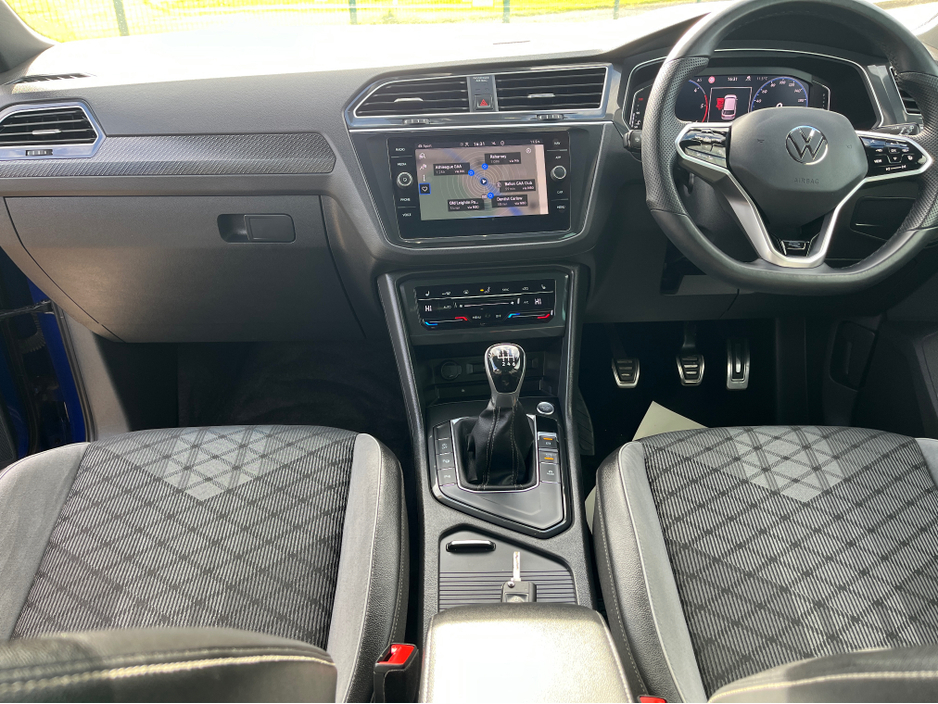 2021 Volkswagen Tiguan - image 11