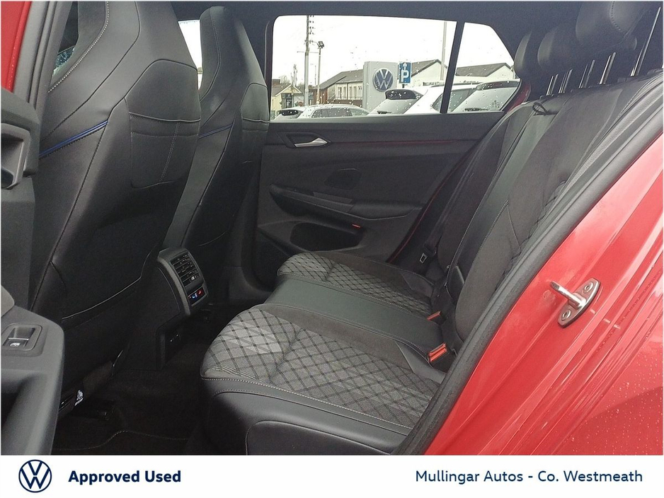 2024 Volkswagen Golf GOLF R-LINE 2.0TDI 150HP (EXTRAS) €41,950