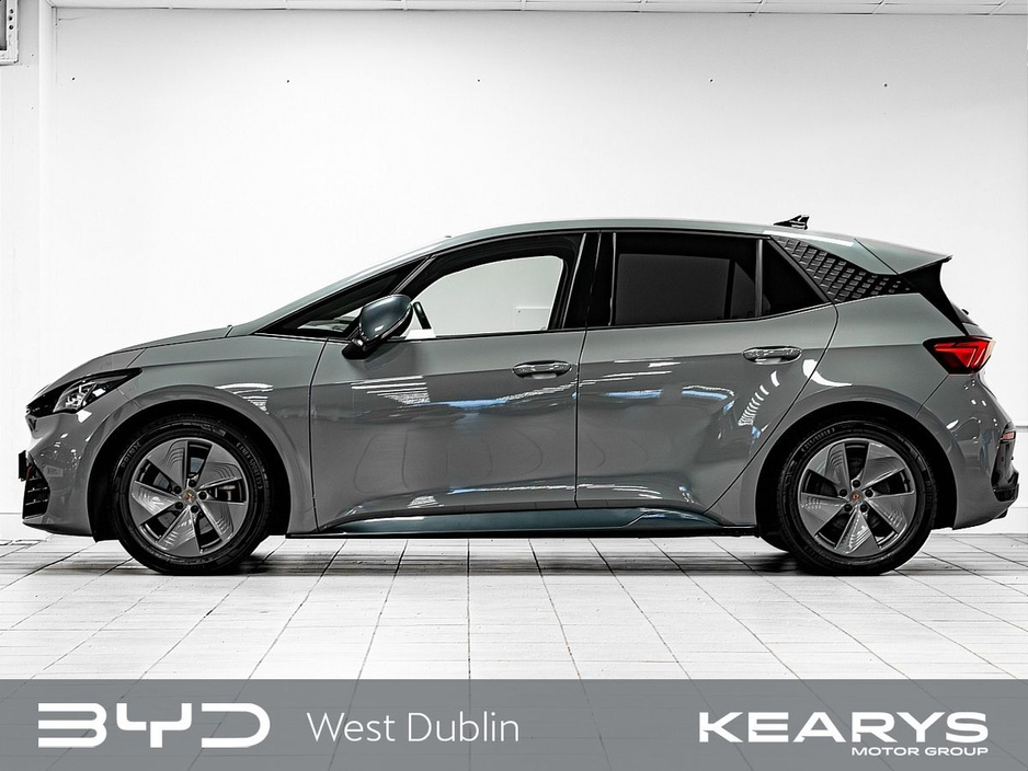 2022 Cupra Born - image 5