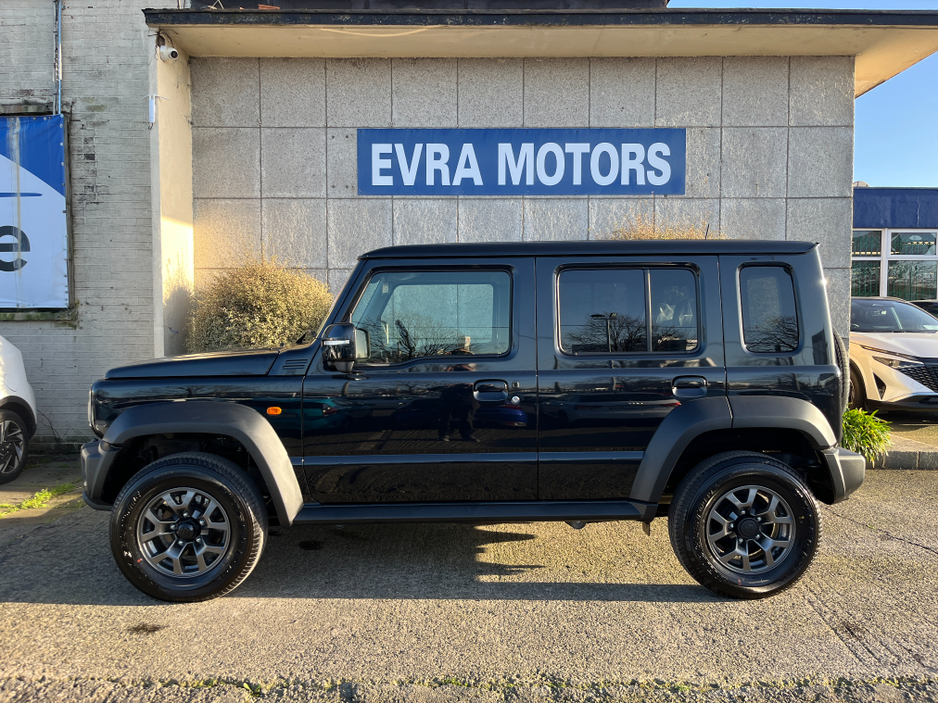 2025 Suzuki Jimny - image 6