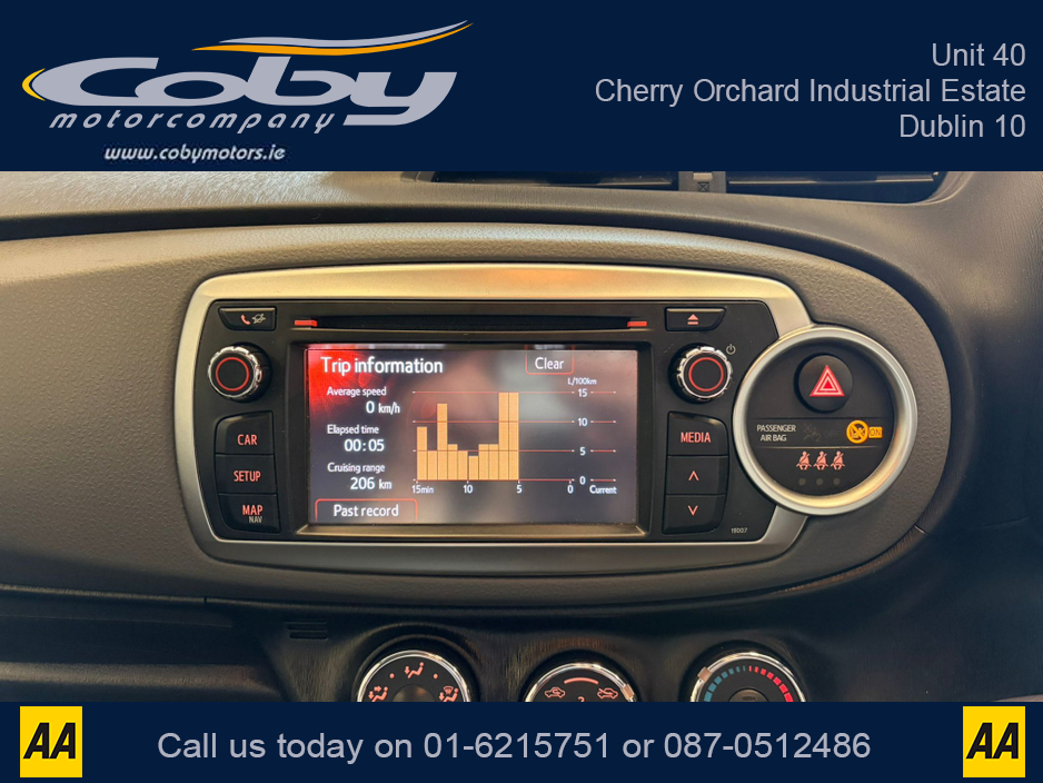 2014 Toyota Yaris - image 25