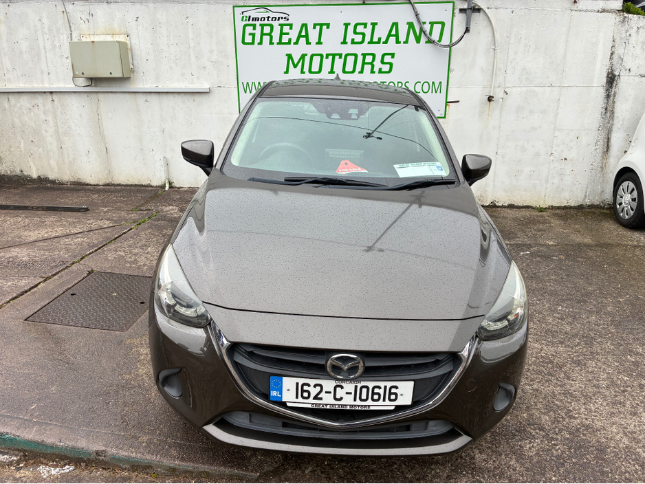2016 Mazda Demio - image 2