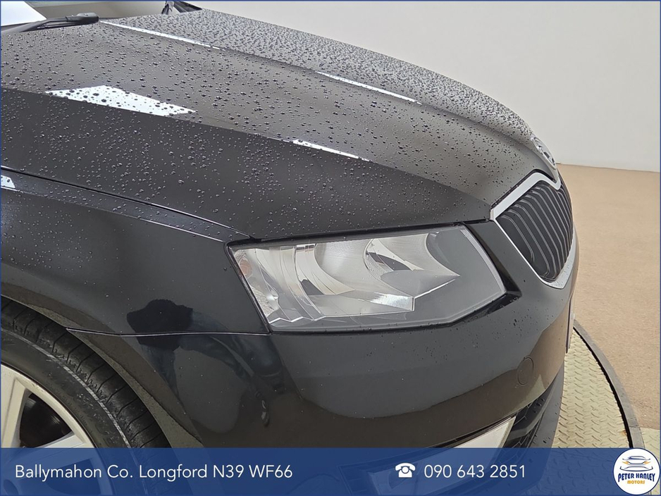 2016 Skoda Octavia - image 26