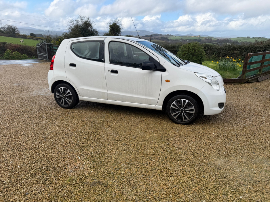 2015 Suzuki Alto - image 9