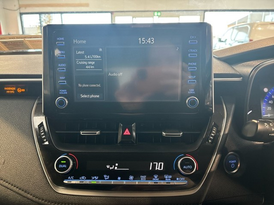 2019 Toyota Corolla - image 11