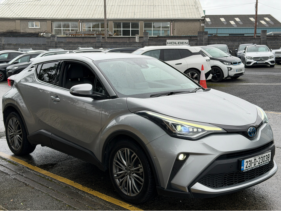 2023 Toyota C-HR HYBRID SOL..RAER CAMERA WITH PARK ASSIST €21,900