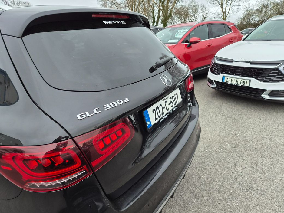 2020 Mercedes-Benz GLC Class - image 3