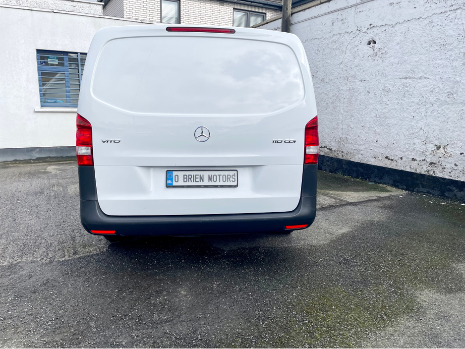 2023 Mercedes-Benz Vito - image 23