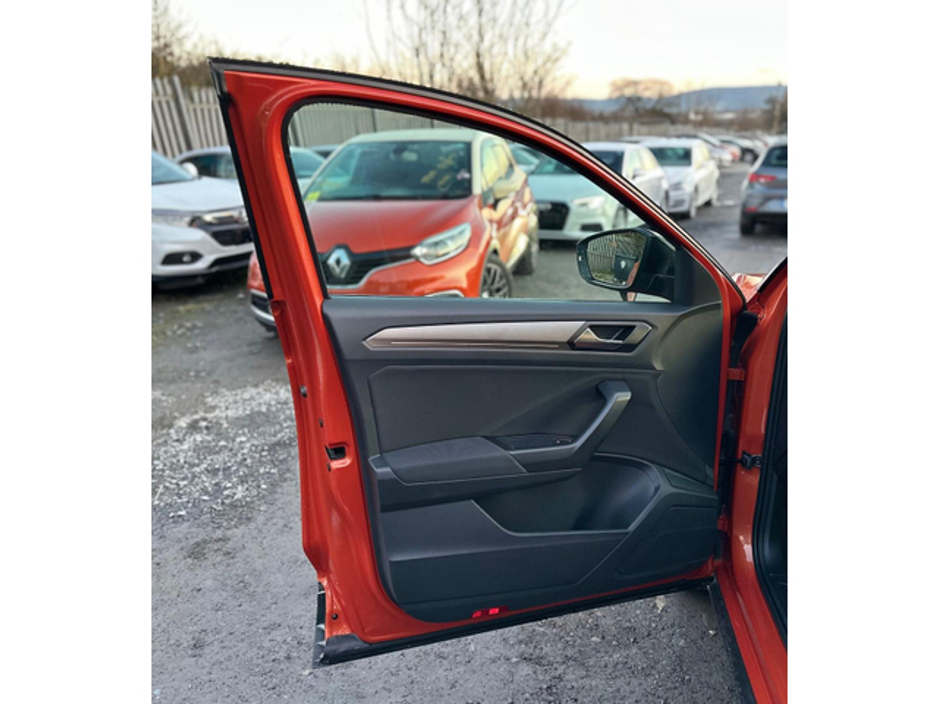 2011 Volkswagen Polo Cross 1.2 Petrol Automatic (6647) €8,995