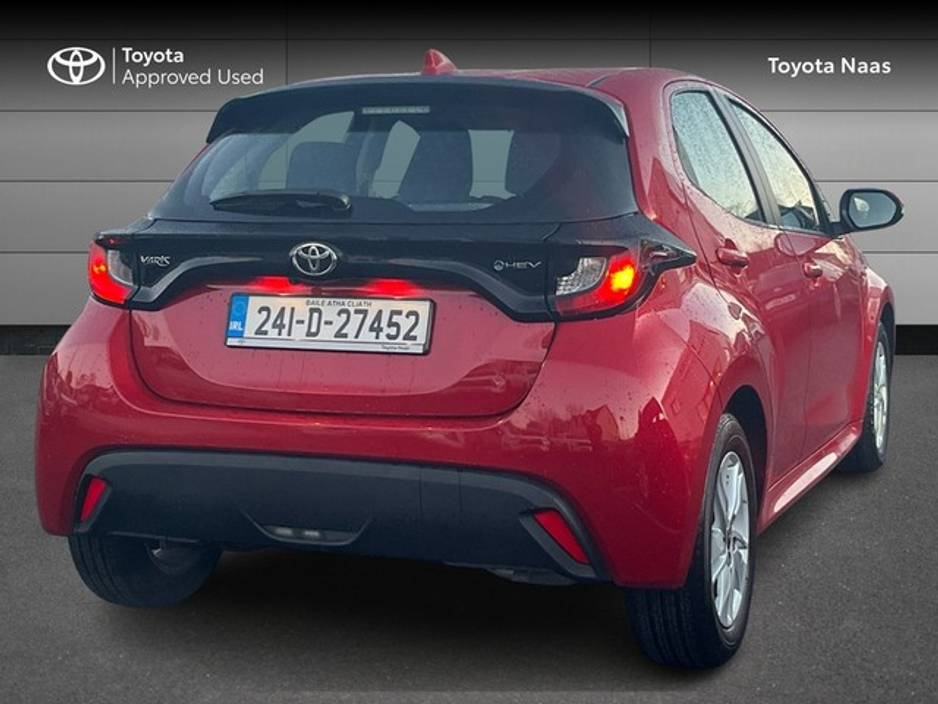 2024 Toyota Yaris YARIS HYBRID 1.5 LUNA €25,444