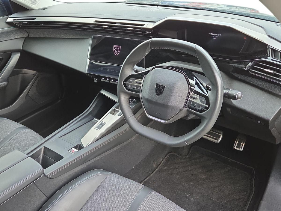 2023 Peugeot 408 - image 5