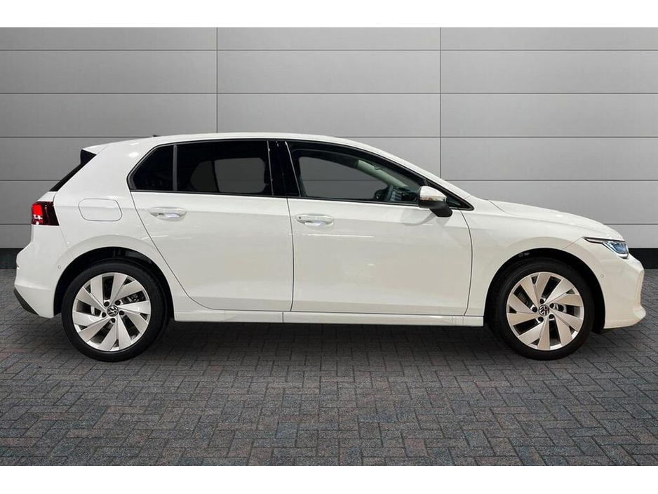 2025 Volkswagen Golf - image 2