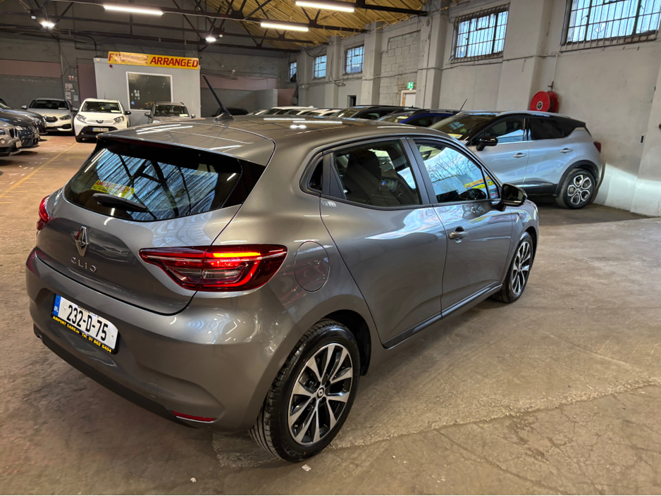 2023 Renault Clio EQUILIBRE TCE 90 CVT DFUL DFULL MY2 Finance Available own this car from €79 per week €18,499