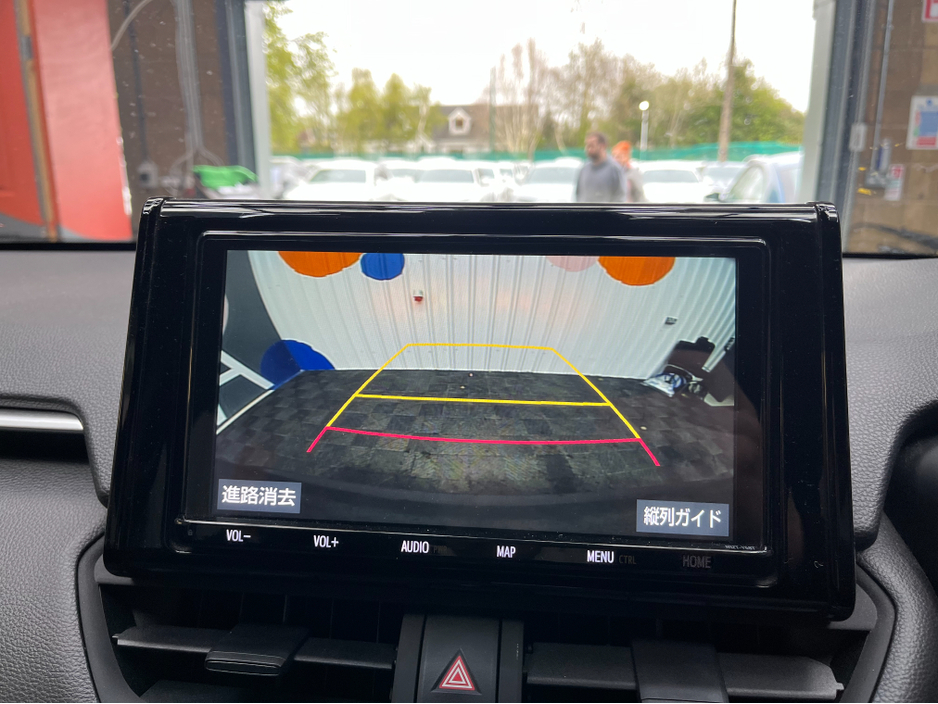 2020 Toyota Rav4 - image 19