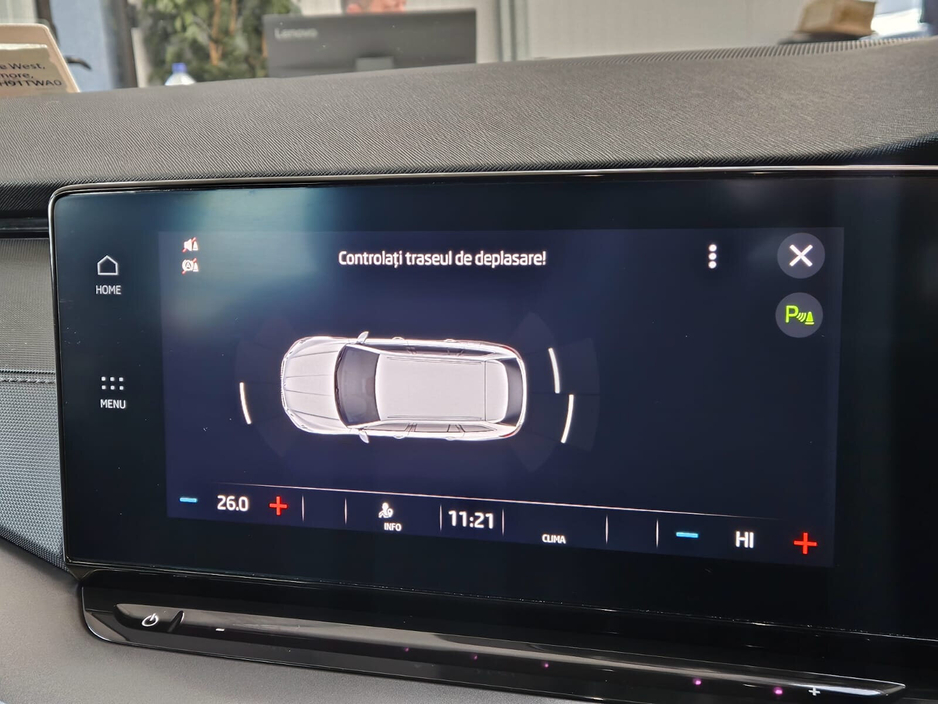 2021 Skoda Octavia - image 15