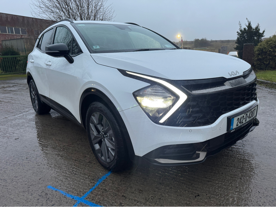 2024 Kia Sportage - image 3