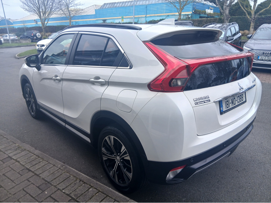 2018 Mitsubishi Eclipse Cross - image 9