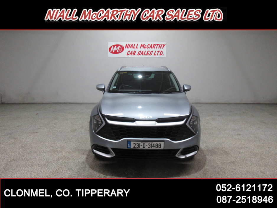 2023 Kia Sportage - image 2