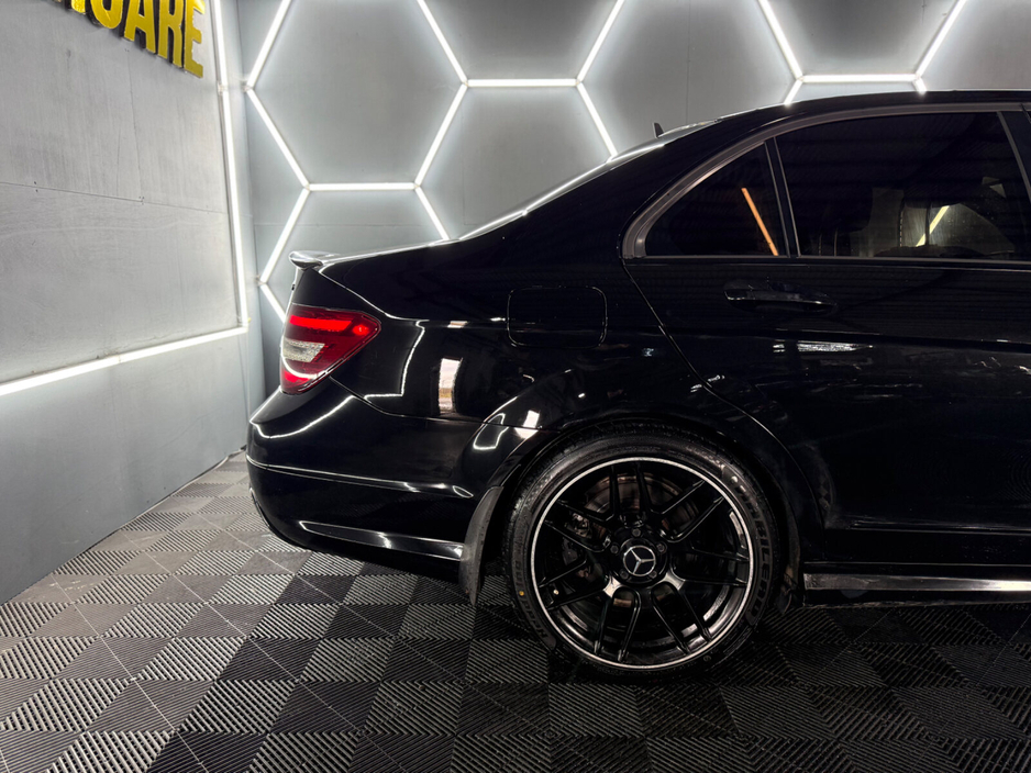 2012 Mercedes-Benz C Class - image 7