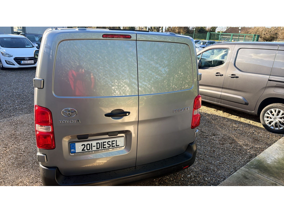 2020 Toyota Proace ICON L1 €16,250