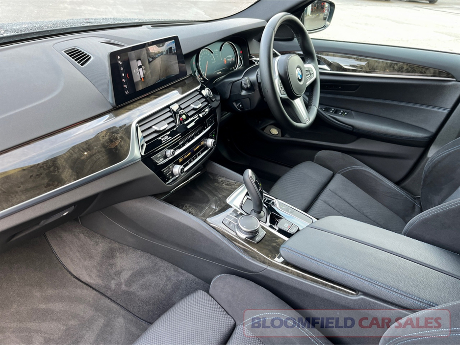 2018 BMW 5 Series MSPORT , PAN ROOF // IMMACULATE €29,950