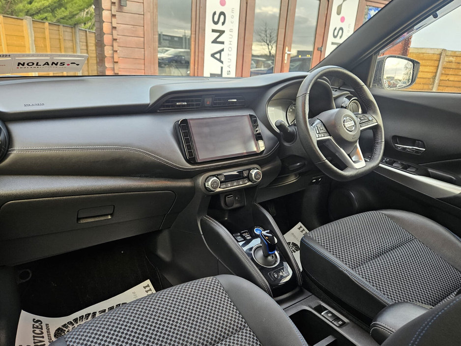 2020 Nissan Juke - image 25