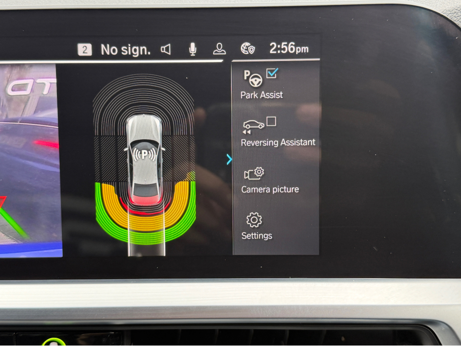 2020 BMW 3 Series - image 19