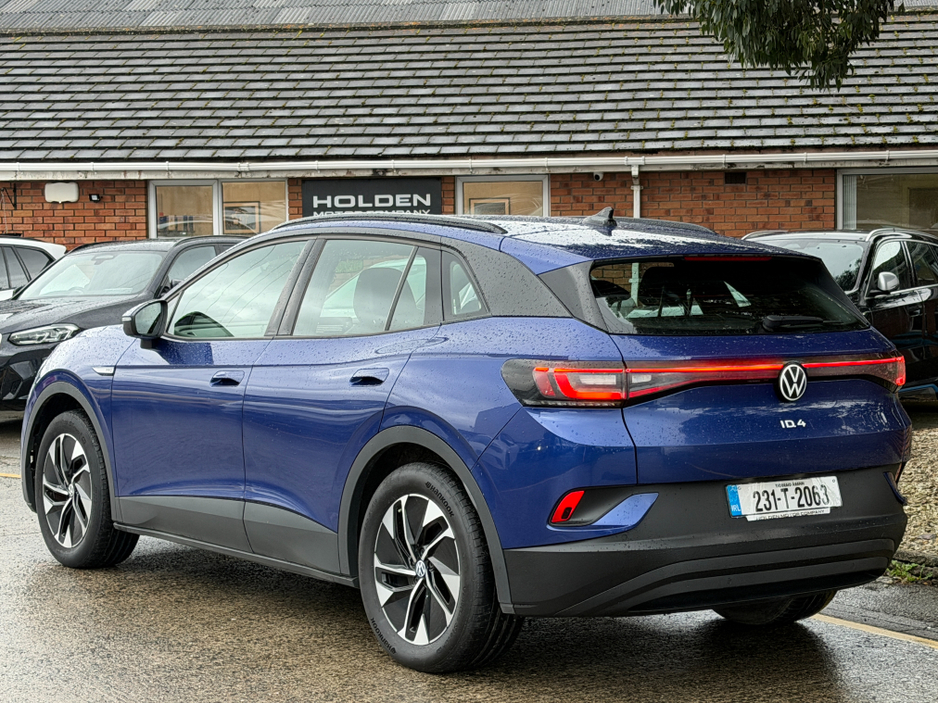 2023 Volkswagen ID.4 - image 10
