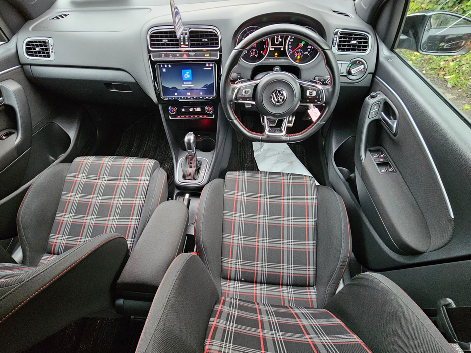 2017 Volkswagen Polo - image 21