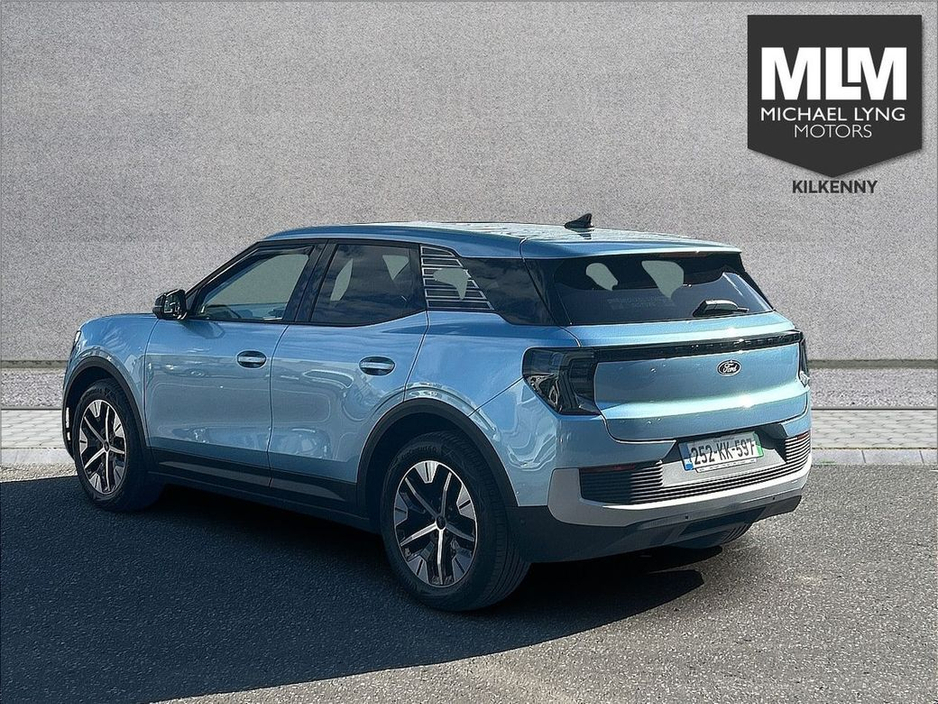 2025 Ford Explorer Select 77kWh Extended Range RWD Drivers Assistant Pack €41,995