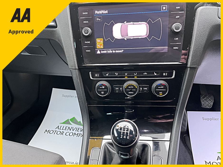 2019 Volkswagen Golf - image 22