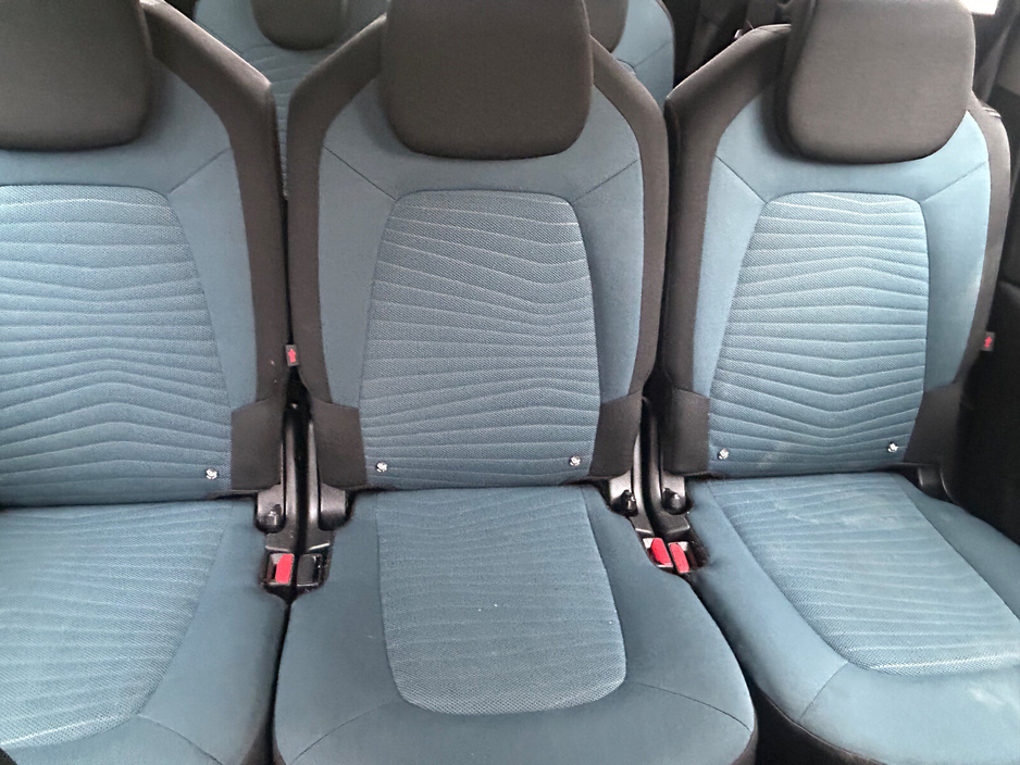 2016 Citroen C4 - image 14