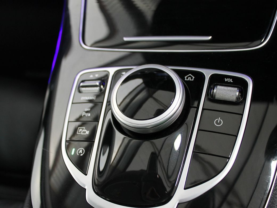 2018 Mercedes-Benz E Class - image 22