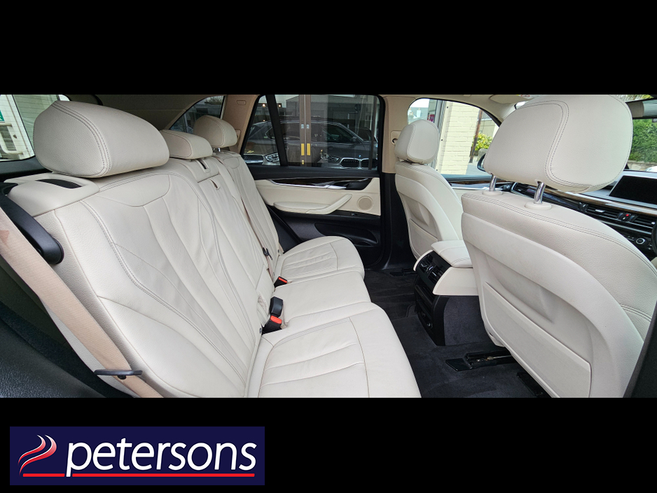 2017 BMW X5 - image 17