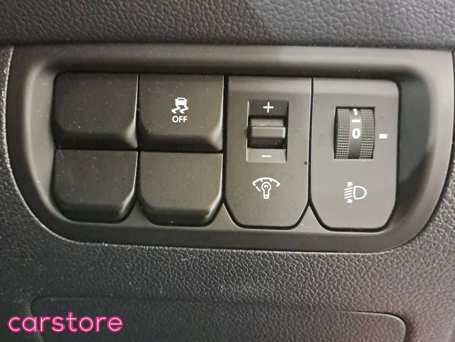 2017 Kia Rio - image 18