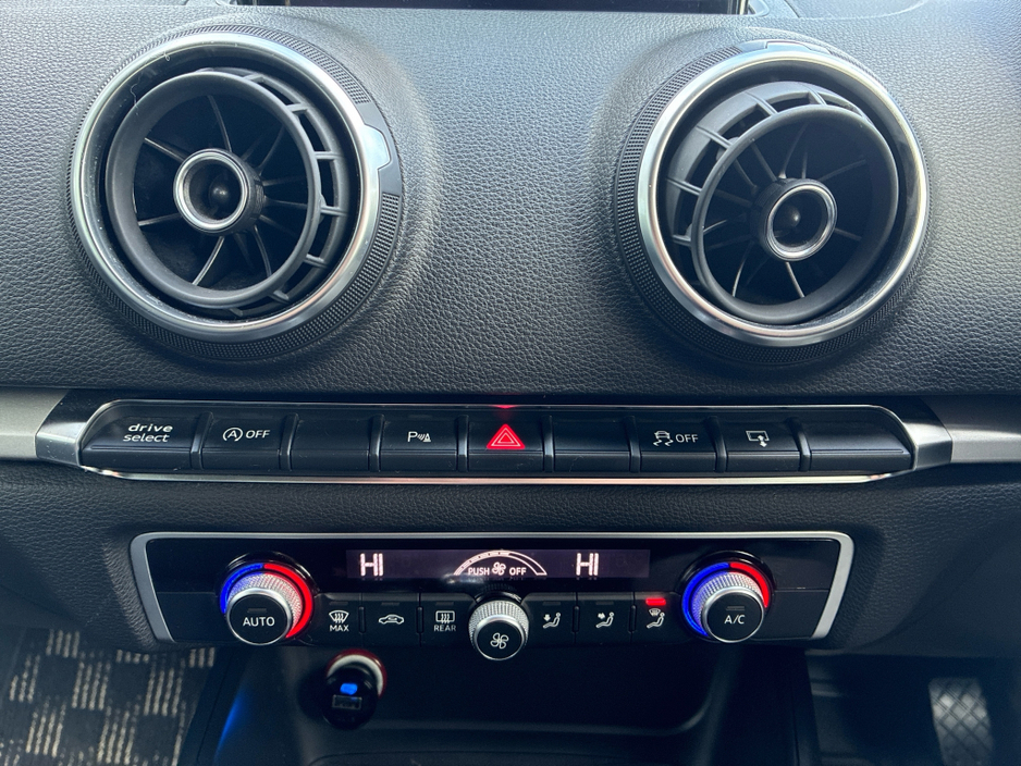 2014 Audi A3 - image 17