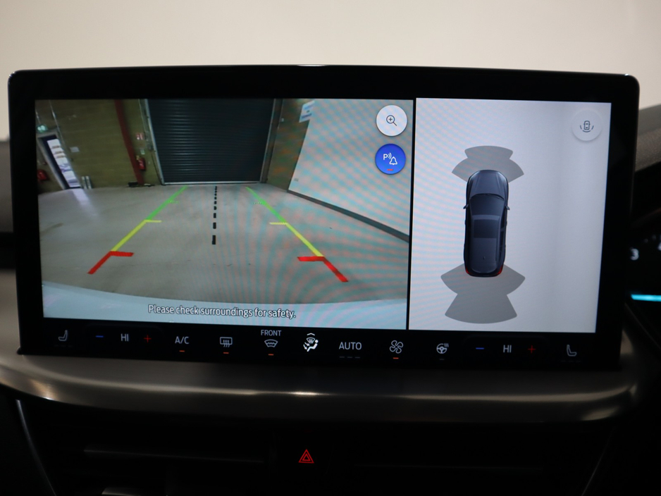 2024 Ford Focus *127* TITANIUM 5DR 1.0T 125 MHE €26,800