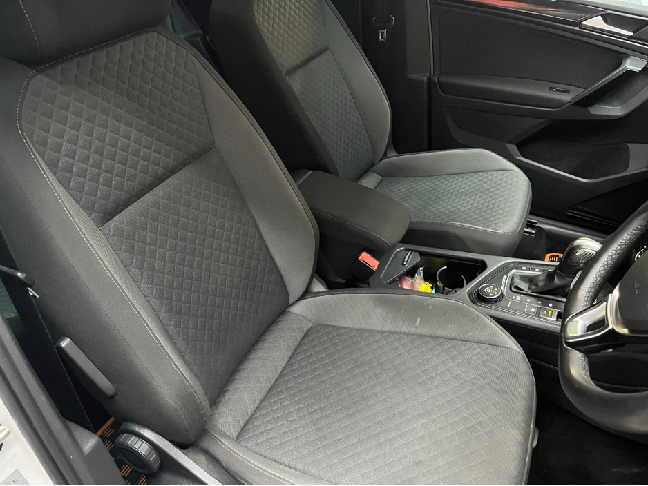 2020 Volkswagen Tiguan €27950! 2020 VOLKSWAGEN TIGUAN TDI 4MOTION CONFORT LINE 2.0 AUTOMATIC / CRUISE CONTROL / 360° PARKING CAMERA / APPLE CARPLAY AND MORE €27,950