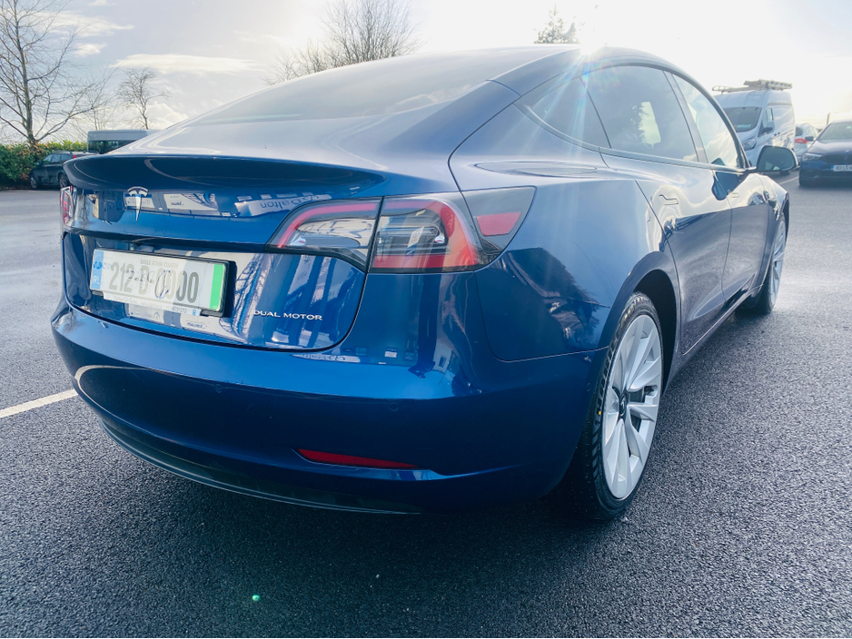 2021 Tesla Model 3 - image 6