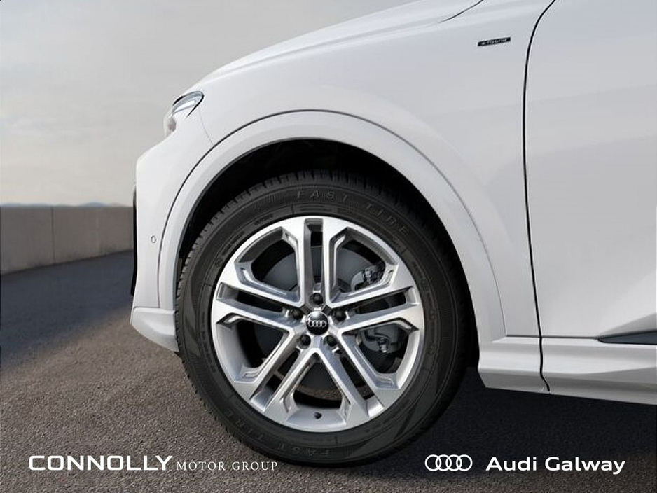 2026 Audi Q5 S-LINE E-HYBRID QUATTRO A/T €75,295