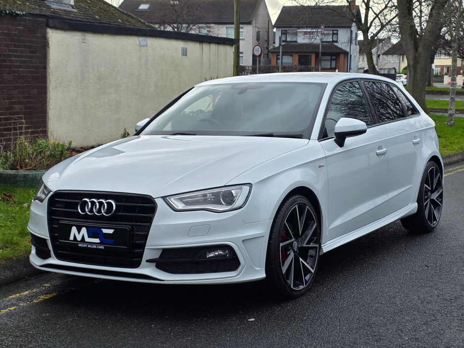 2015 Audi A3 1.6 TDI S LINE €9,995
