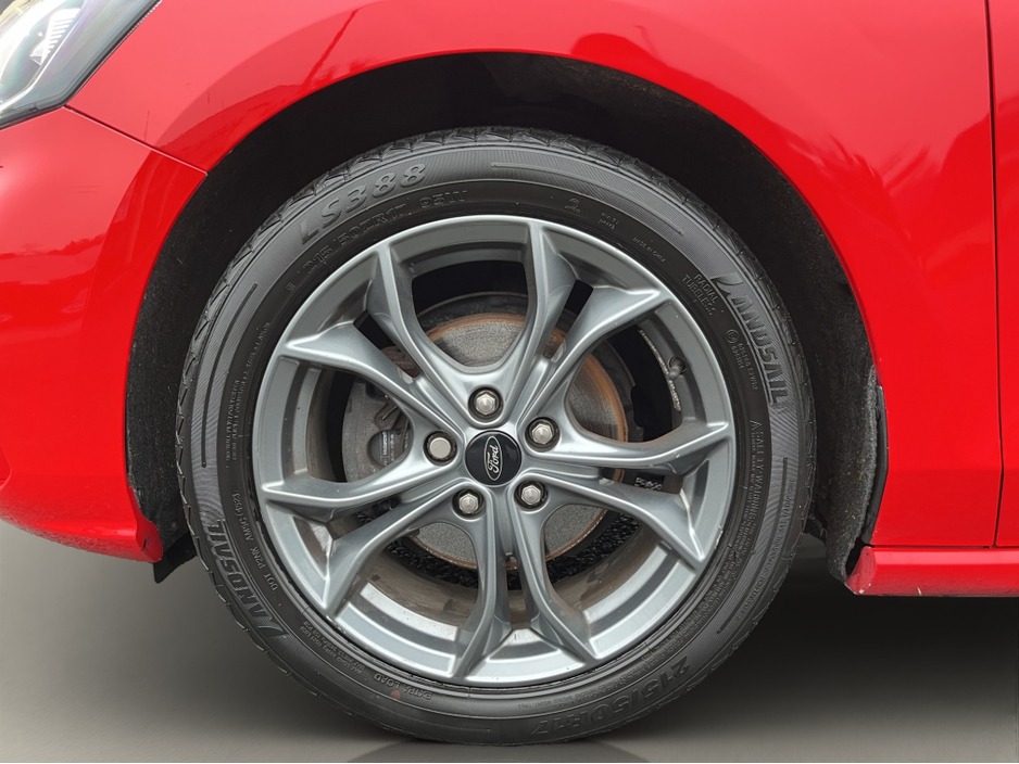 2021 Ford Focus ST-LINE EDITION 5DR 1.5 TD 120 M6 €21,950