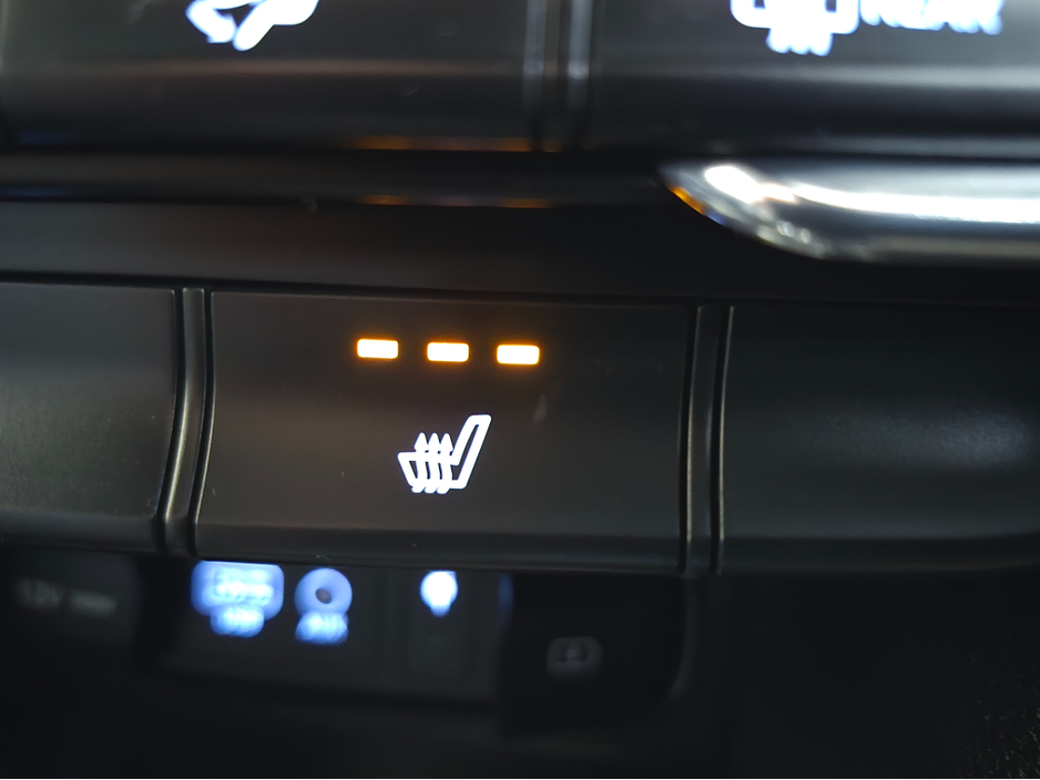 2020 Hyundai Santa Fe - image 13