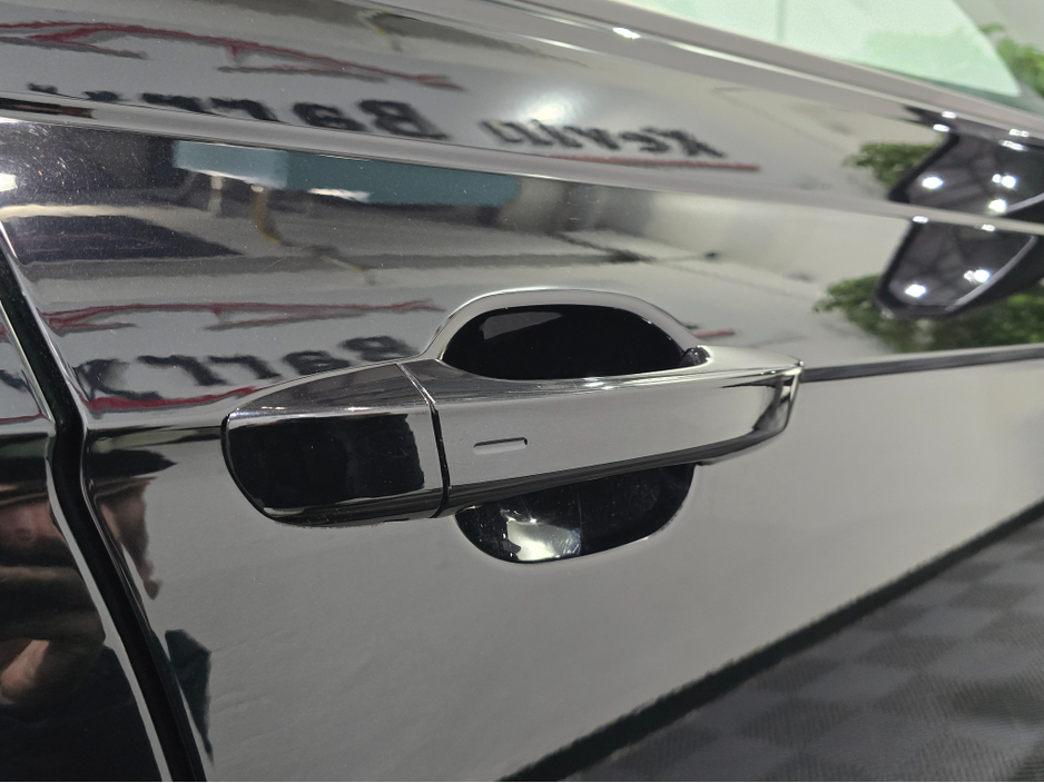 2020 Volkswagen Polo - image 28