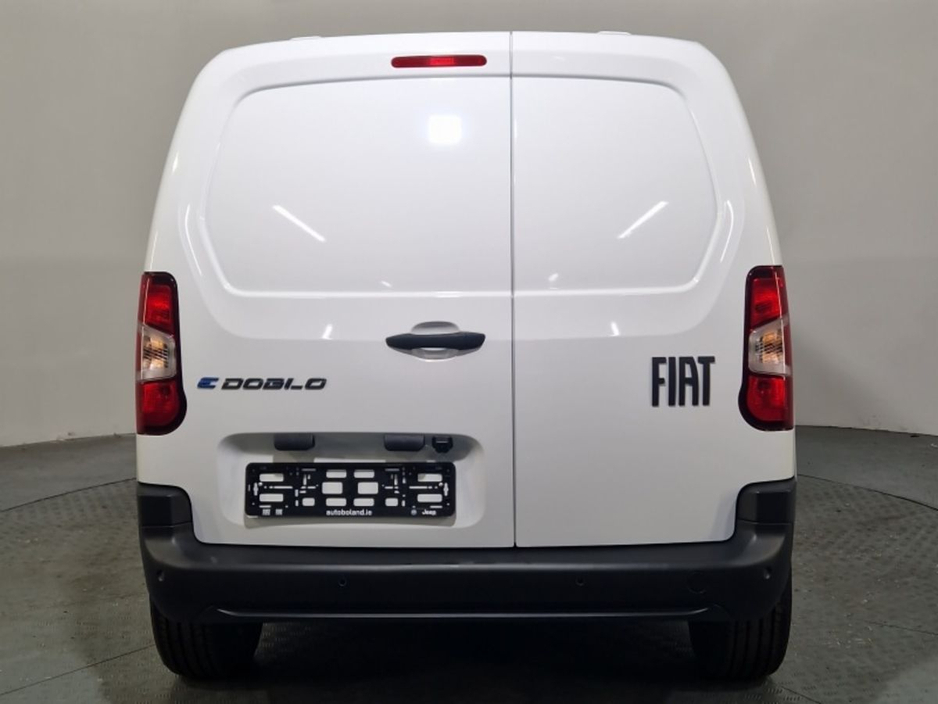 2026 Fiat Doblo  €28,248