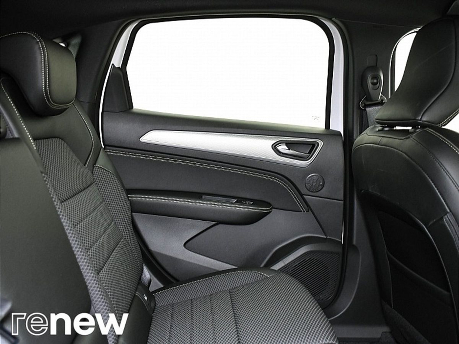 2024 Renault Arkana - image 13