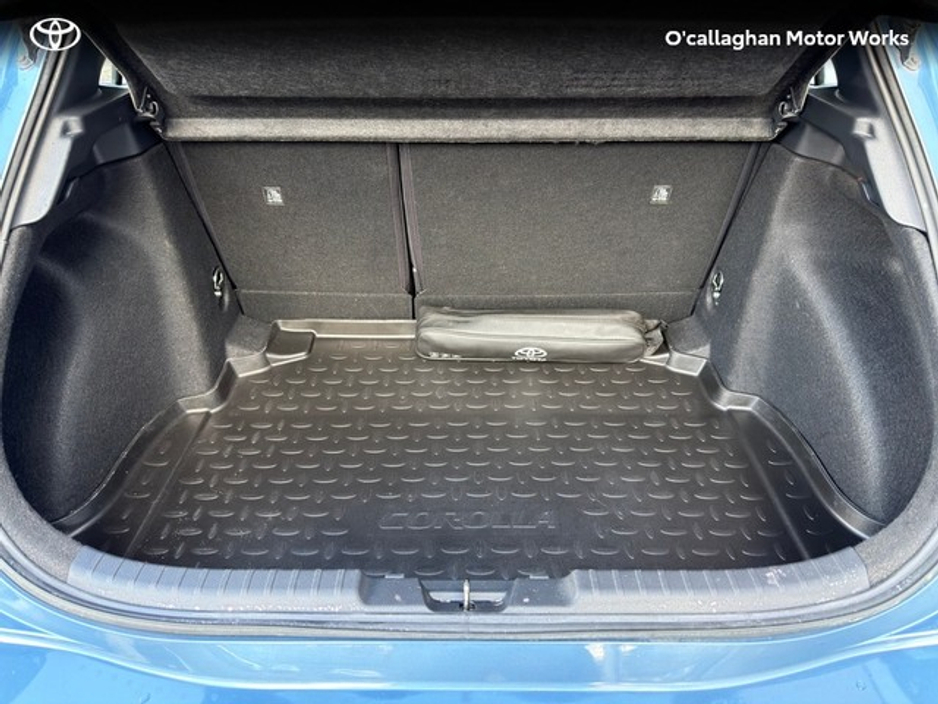 2021 Toyota Corolla - image 9