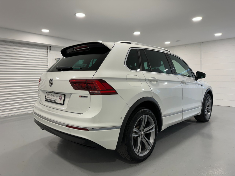2018 Volkswagen Tiguan - image 16